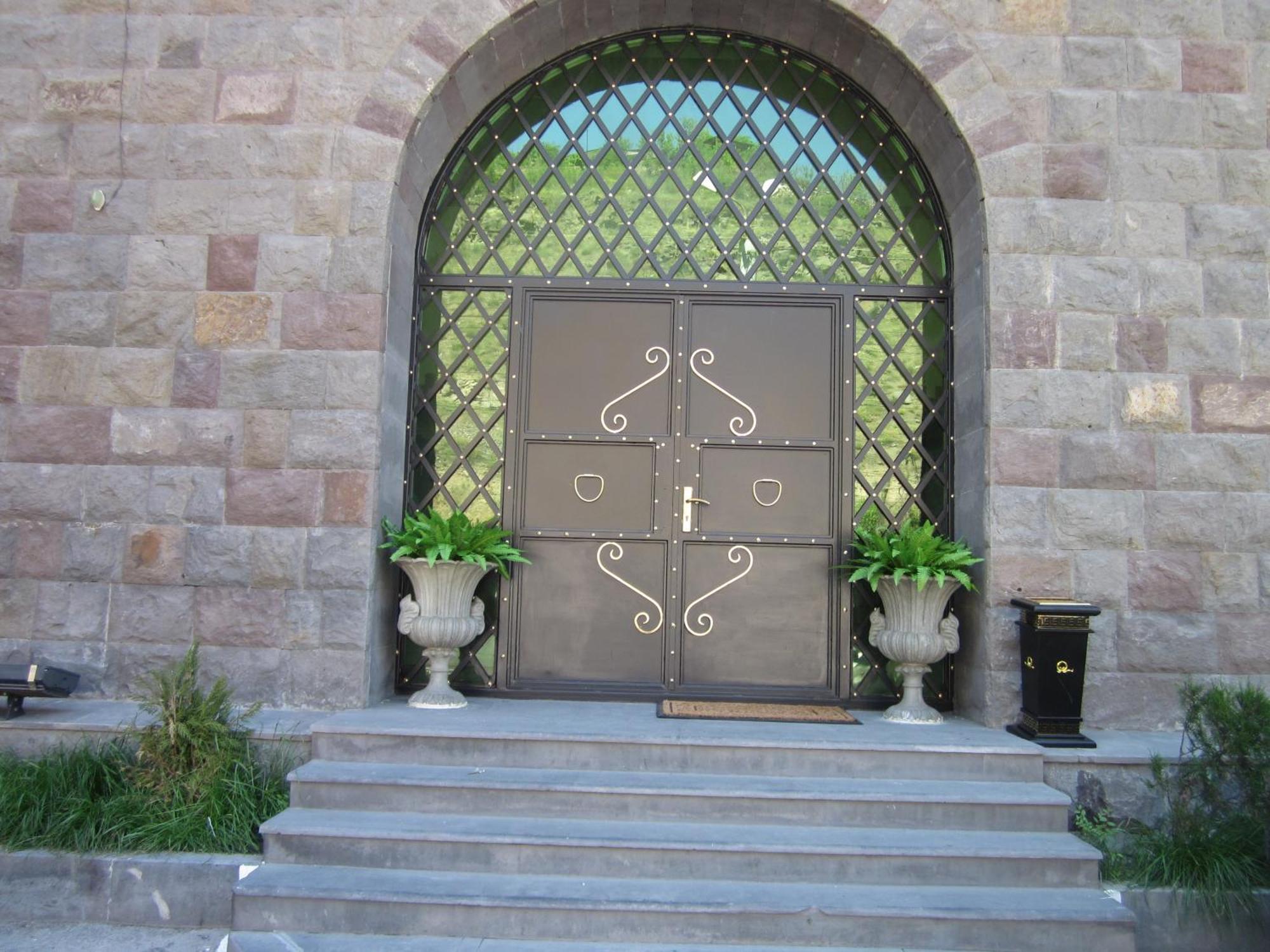 Venezia Palazzo Hotel Yerevan Exterior photo