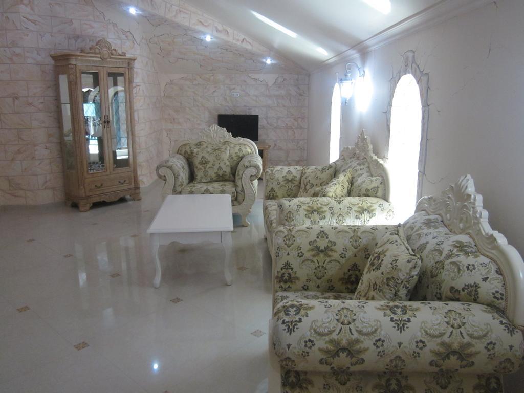 Venezia Palazzo Hotel Yerevan Room photo