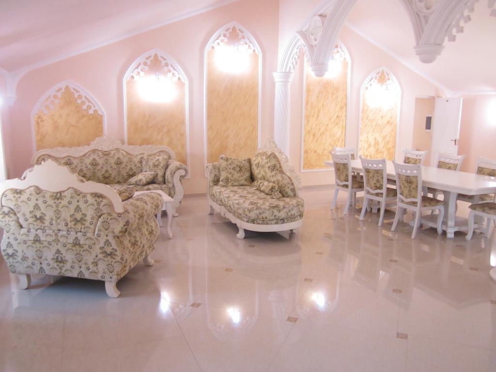 Venezia Palazzo Hotel Yerevan Room photo