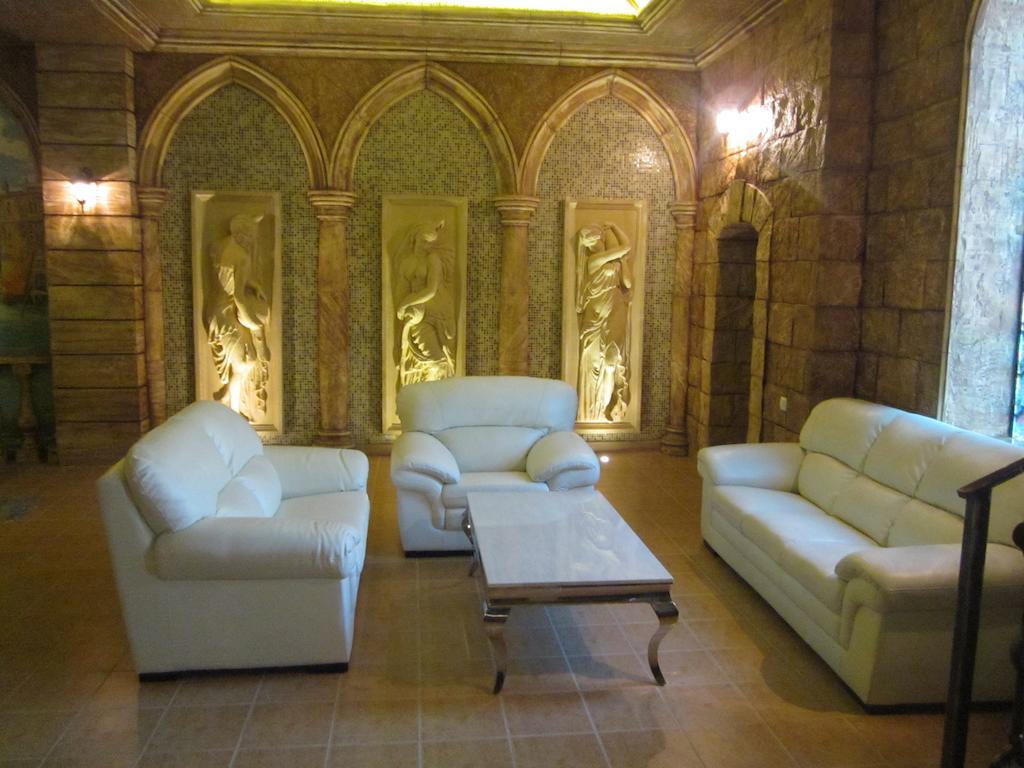 Venezia Palazzo Hotel Yerevan Room photo