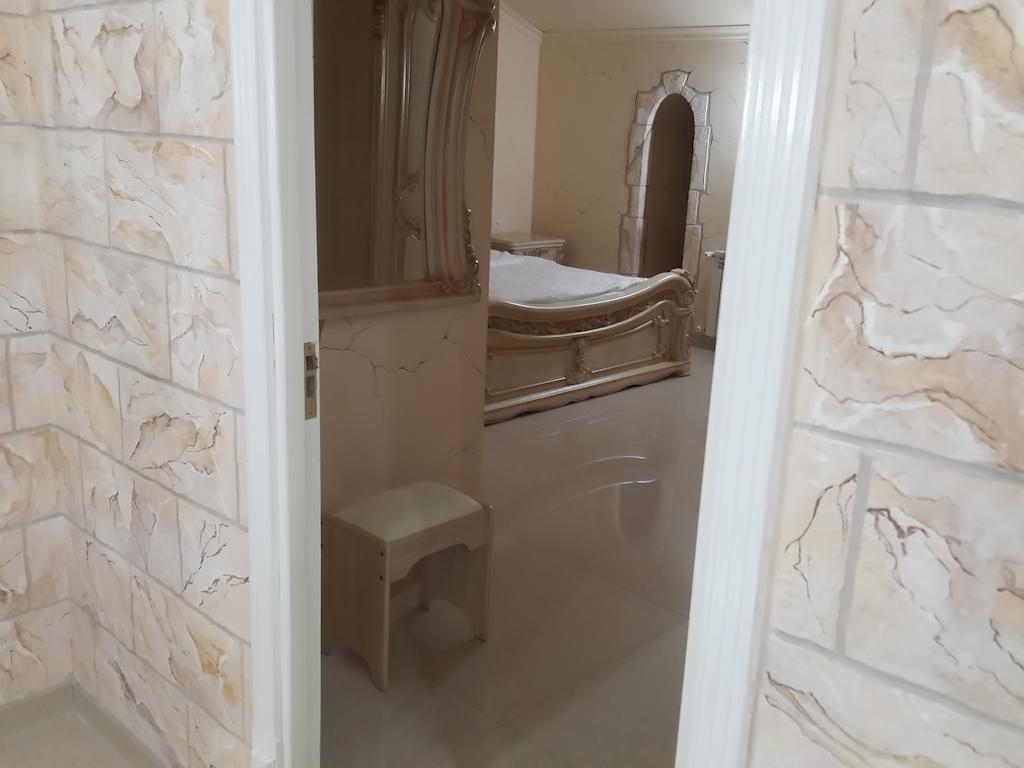 Venezia Palazzo Hotel Yerevan Room photo