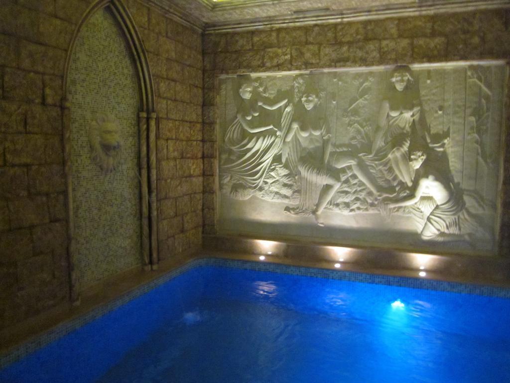 Venezia Palazzo Hotel Yerevan Room photo